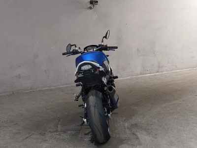 Suzuki GSR750 2014