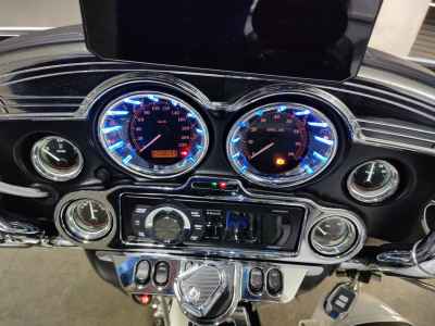 Harley-Davidson Electra Glide FLHTCU1690 2011