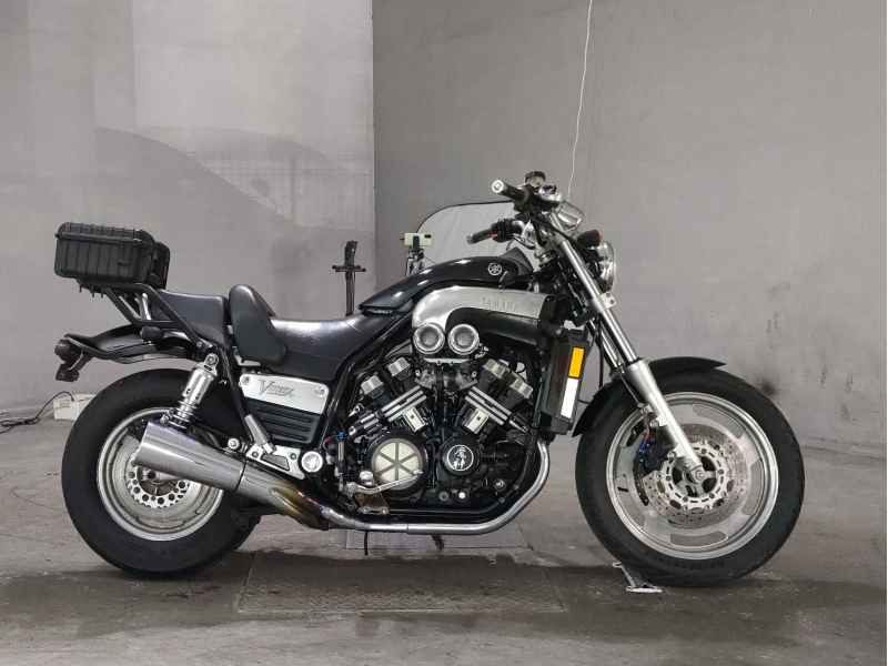 Yamaha V-Max 1200 2025