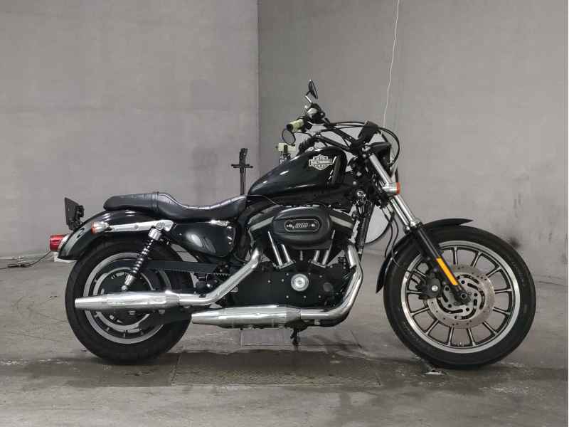 Harley-Davidson XL883R 2011