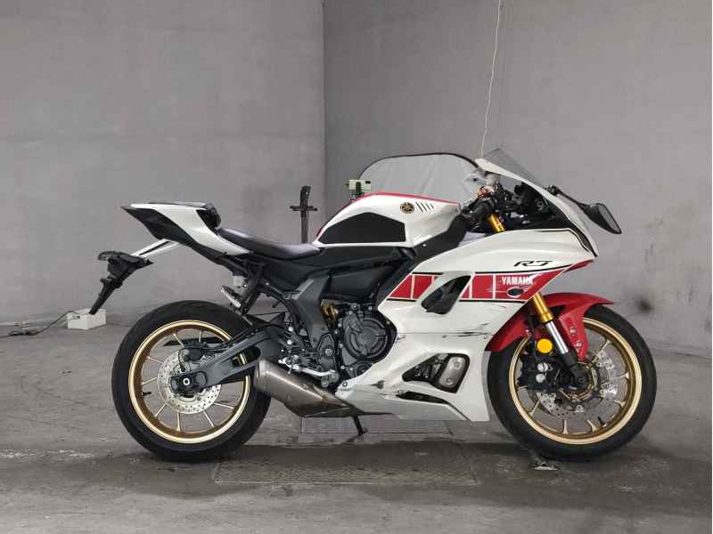 Yamaha YZF-R7 2022