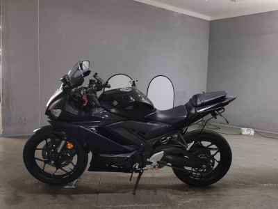 Yamaha YZF-R3 2021