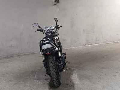 Kawasaki ZRX400 2008
