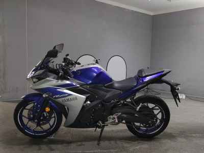 Yamaha YZF-R25 2015