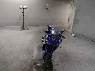 Yamaha YZF-R25 2015
