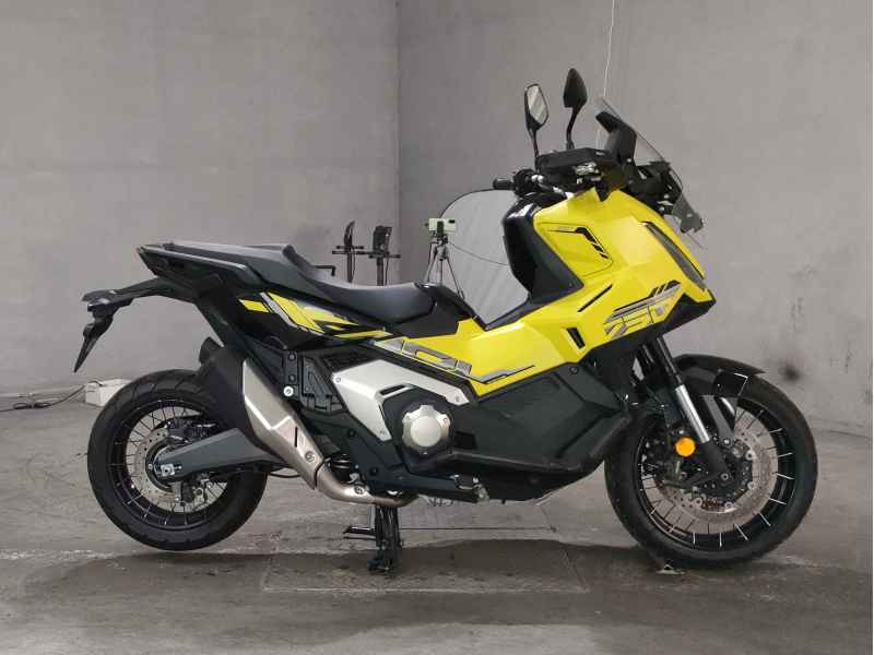 Honda X-Adv 750 2025