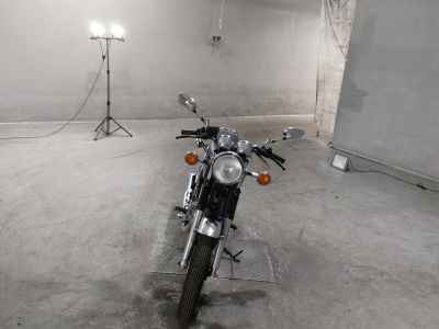 Yamaha SR400 2020