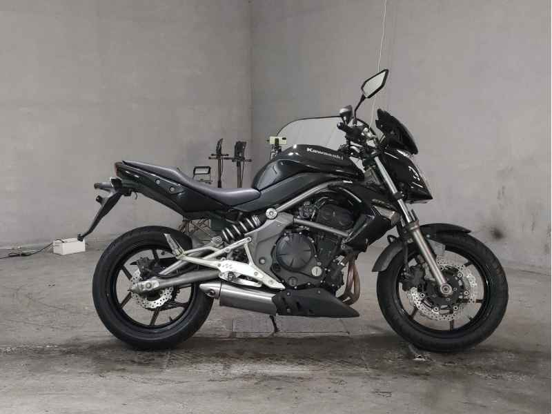 Kawasaki ER-4N 2011