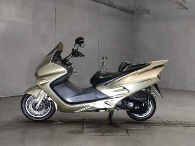 Honda Forza S