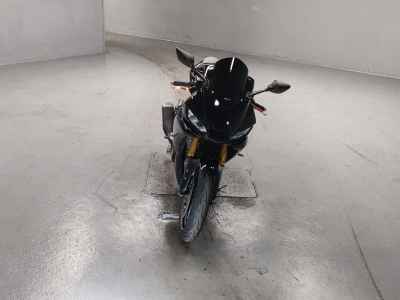 Yamaha YZF-R25