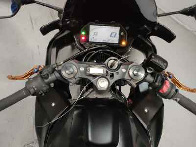 Yamaha YZF-R25