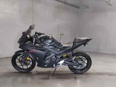 Yamaha YZF-R3 2017