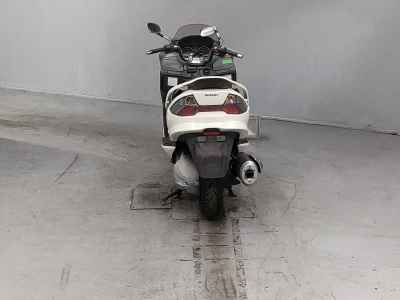 Suzuki Skywave 250S