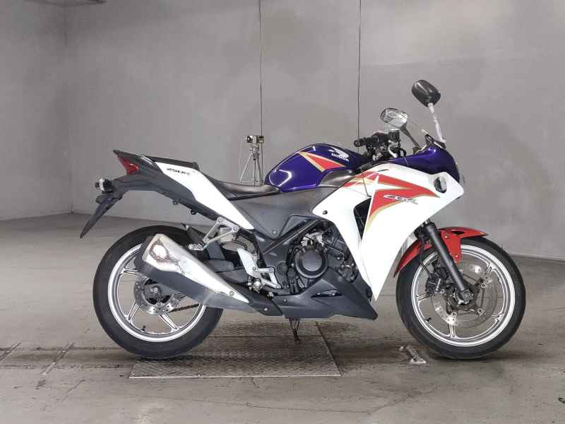 Honda CBR250R 2012