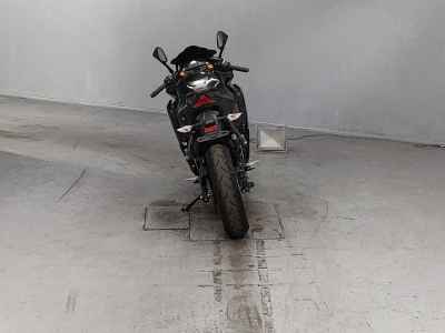 Kawasaki Ninja ZX-25R