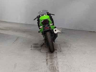 Kawasaki Ninja 400 2024