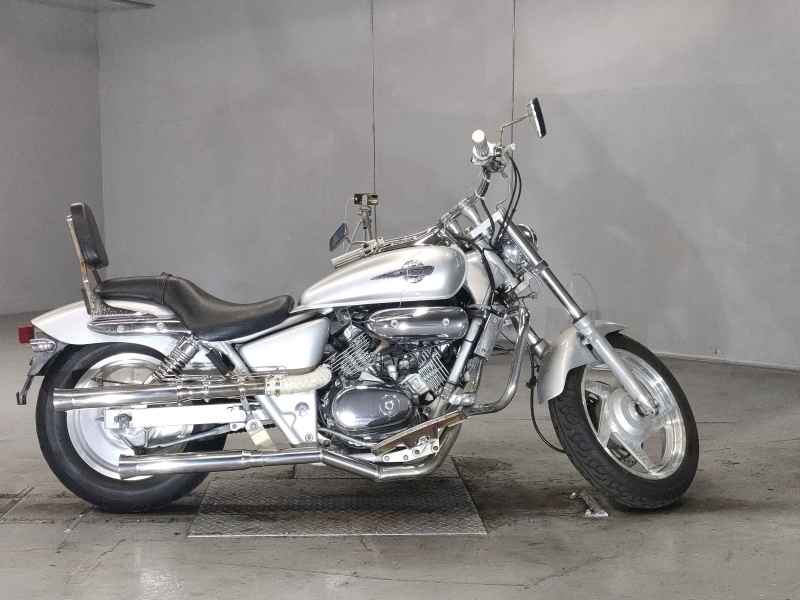 Honda Magna 250