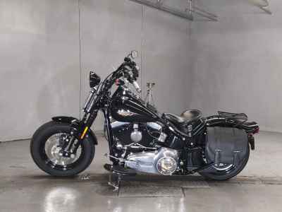 Harley-Davidson FLSTSB1580 2011