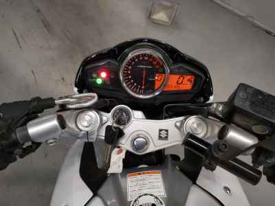 Suzuki GSR250