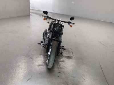 Harley-Davidson Breakout FXBRS1870 2022