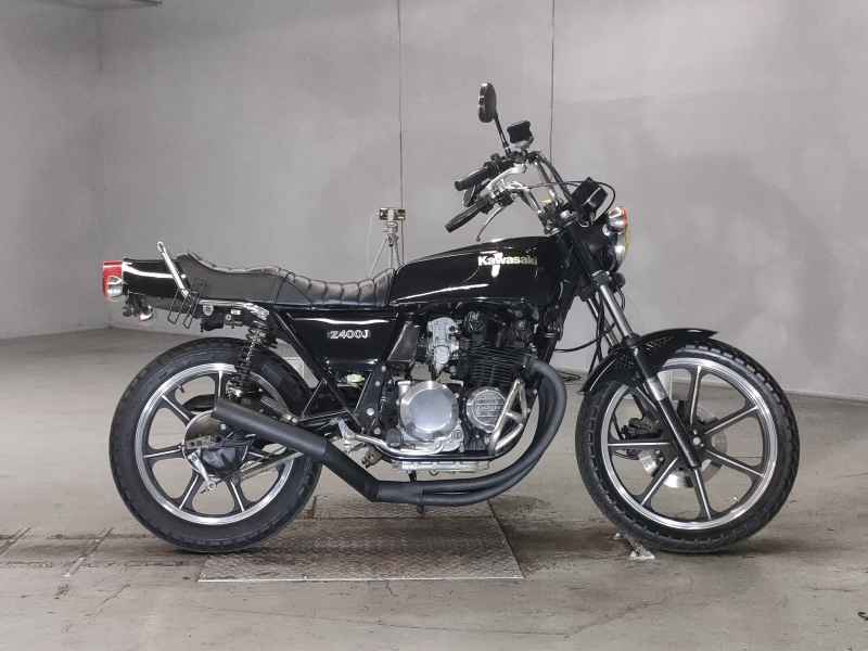 Kawasaki Z400J 2022