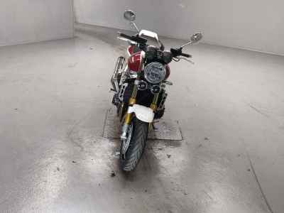 Honda CB1300SF 2025