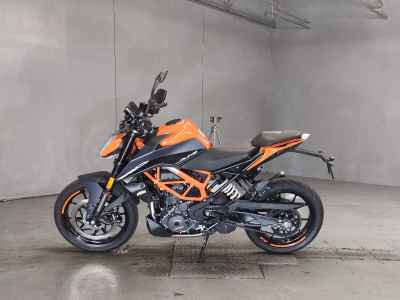 KTM RC 390 2022