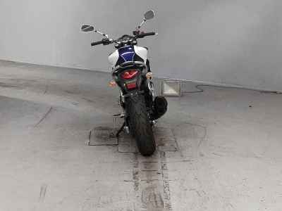 Suzuki Gladius SFV400 2010