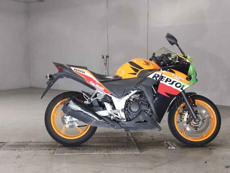 Honda CBR250R 2013