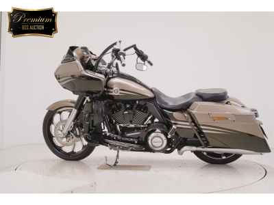 Harley-Davidson Road Glide FLTRXSE1800 2013