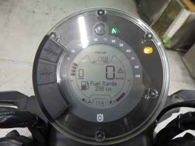 Husqvarna Svartpilen 250 2023