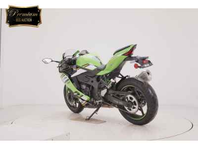 Kawasaki Ninja ZX-4RR 2024