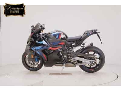 BMW M1000RR 2025