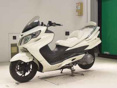 Suzuki Skywave 250S
