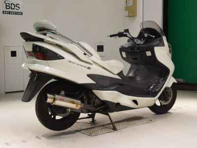 Suzuki Skywave 250S