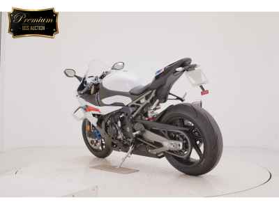 BMW S1000RR 2025