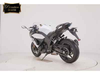 Kawasaki Ninja 1100SX 2025