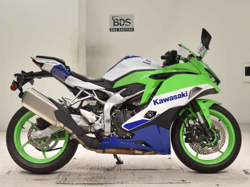 Kawasaki Ninja ZX-4RR 2024