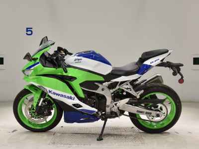 Kawasaki Ninja ZX-4RR 2024