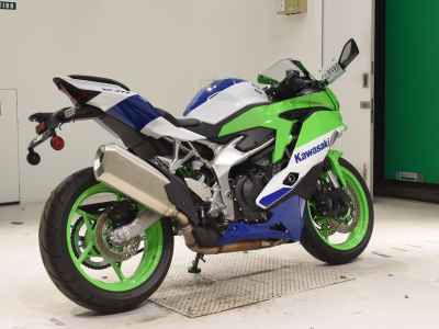 Kawasaki Ninja ZX-4RR 2024