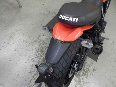 Ducati Scrambler Sixty2 2018