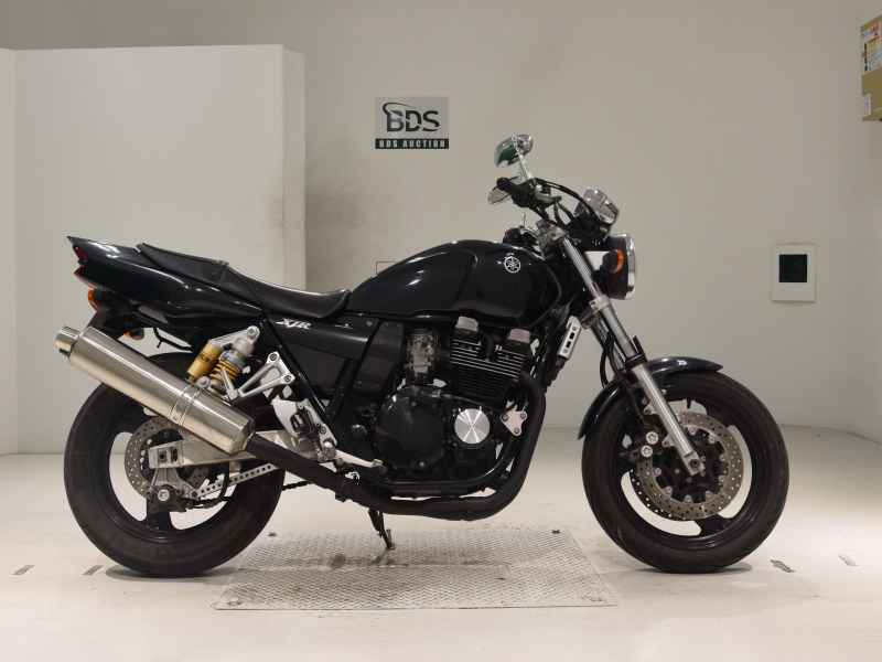 Yamaha XJR400 2010