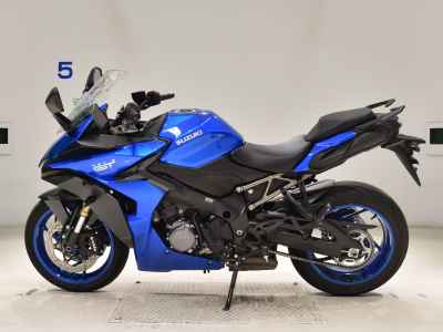 Suzuki GSX-S1000GT 2023