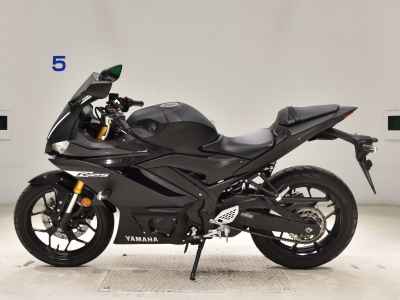 Yamaha YZF-R25 2019