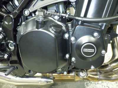 Kawasaki Z900RS 2024