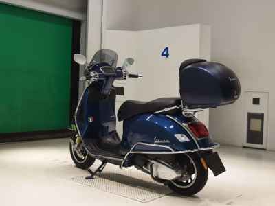 Vespa GTS 300 Super 2024