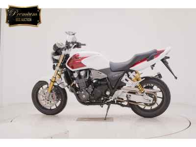Honda CB1300SF 2025