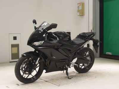 Yamaha YZF-R3 2024