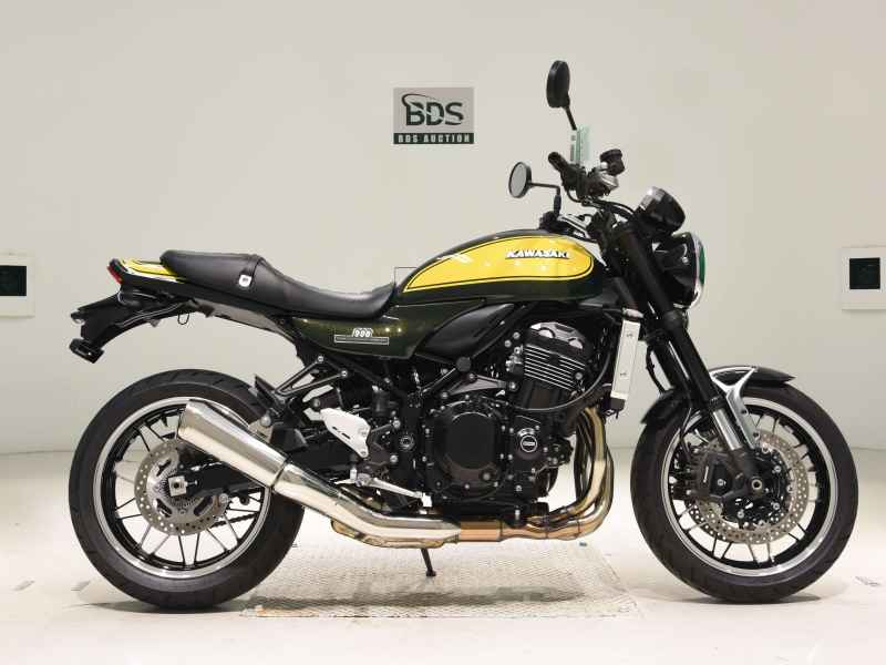 Kawasaki Z900RS 2023