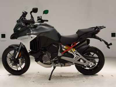 Ducati Multistrada V4S 2025